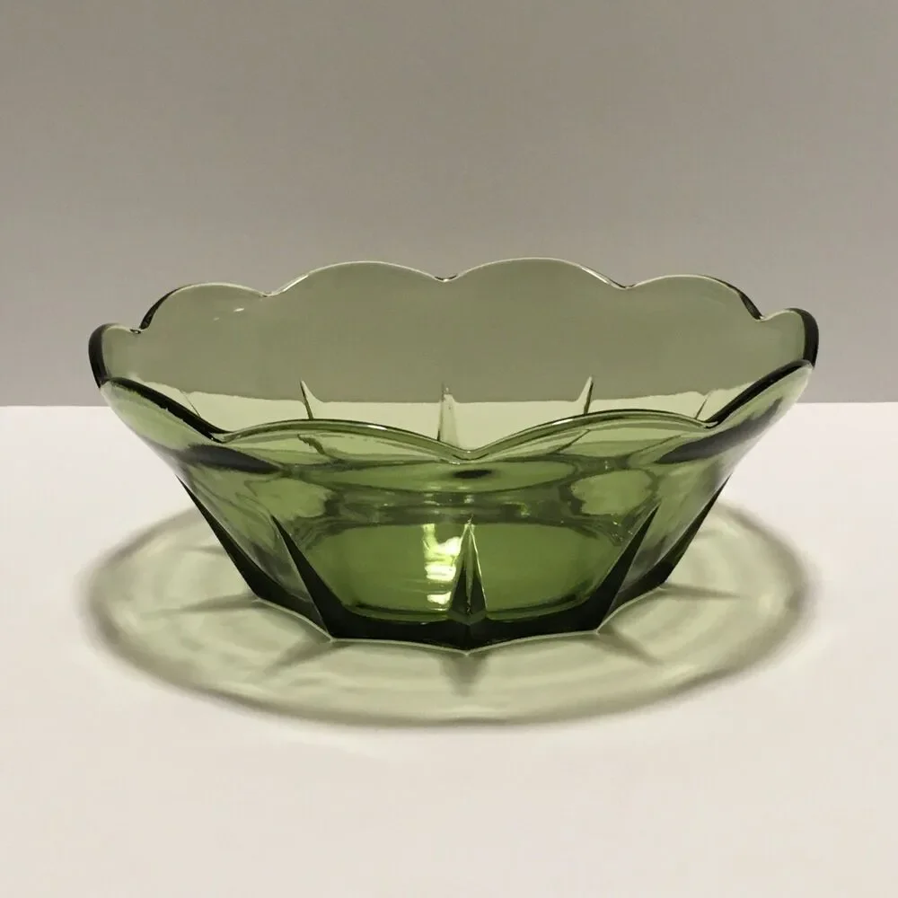 Vintage Avocado Green Glass Bowl Anchor Hocking 8